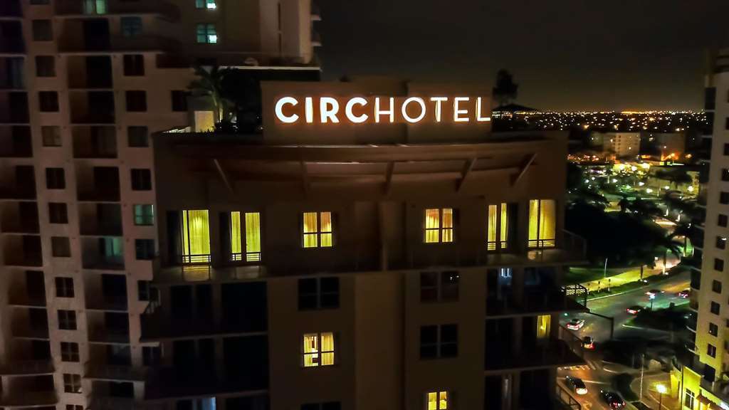 فندق هوليوودفي  The Circ Powered By Sonder وسائل الراحة الصورة
